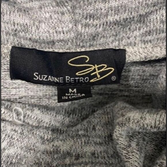 - Suzanne betro black and‎ white casual top size med - Picture 2 of 3